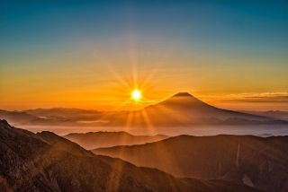 Sonnenaufgang am Mount Fuji